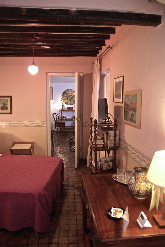 B&B Casa De Luca A Campo De Fiori Rome Exterior photo