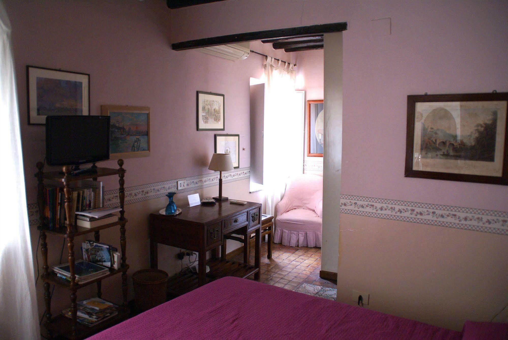 B&B Casa De Luca A Campo De Fiori Rome Exterior photo